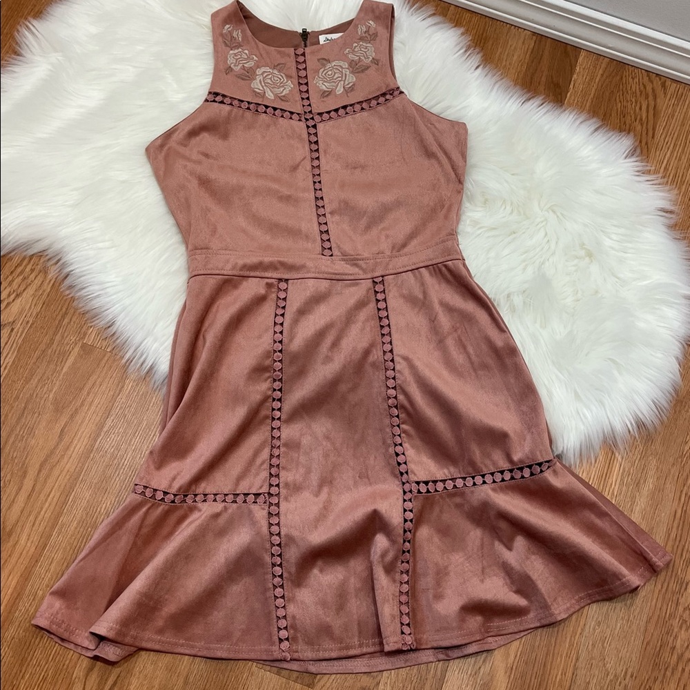 Skylar & Jade Dress Size S Dusty Rose Rose Embroidery